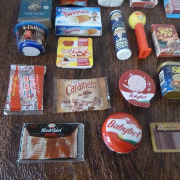 35 MINI BRANDS ASSORTMENT - Picture 9 of 10